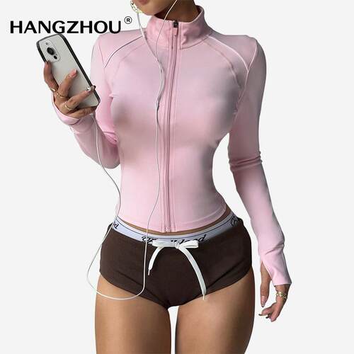 Autumn/Winter Women's Wear: Featuring thumbholes ideal for