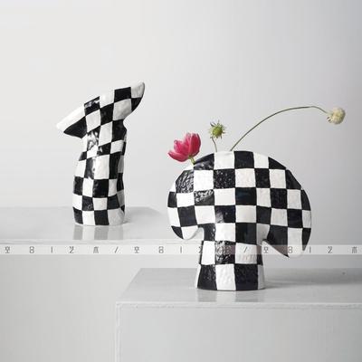 空合黑白棋盘格陶瓷花器 样板间售楼处客厅餐厅卧室创意花瓶摆件