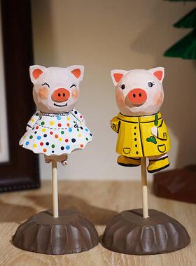【猪猪幼儿园】手工木雕小摆件可爱卡通办公室桌面装饰品儿童礼物