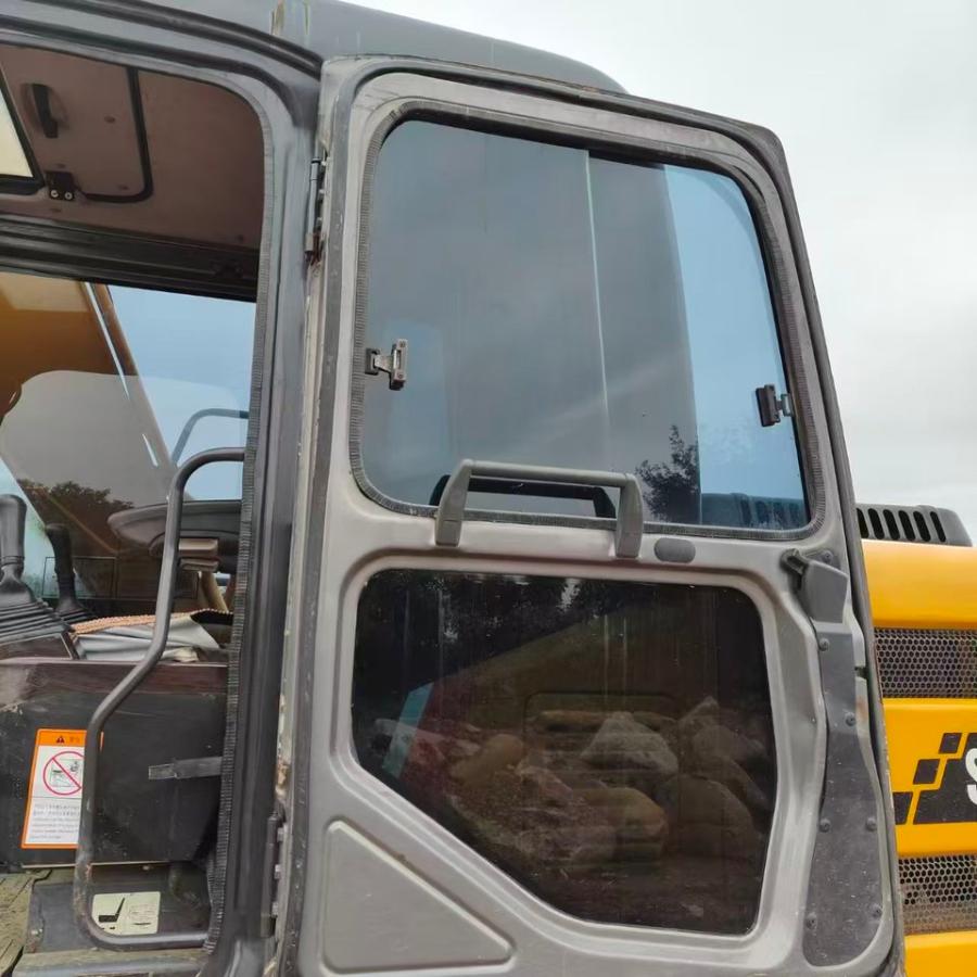 11月3日重庆三一SY135C型履带式液压挖掘机【出价即进入倒计时】网络拍卖公告