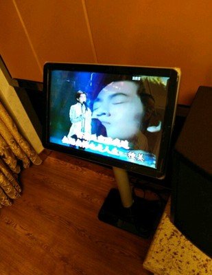 霹酷儿点歌机怎么样是哪里生产的，值吗