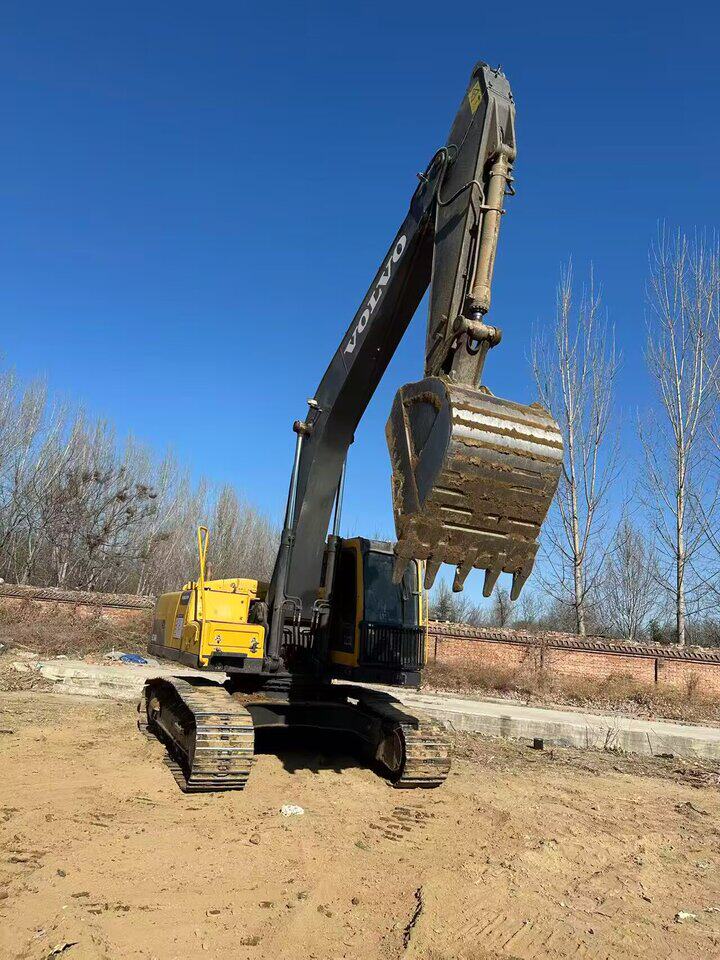 3月1日北京沃尔沃240挖掘机网络拍卖公告