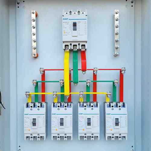 定制成套配电箱低压布线 线开 关动力柜强电照明控制箱三相四线