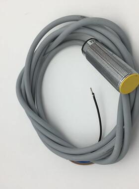 日本进口M18电感式接近开关NI8-M18-AP6X AN6X AZ3X感应开关
