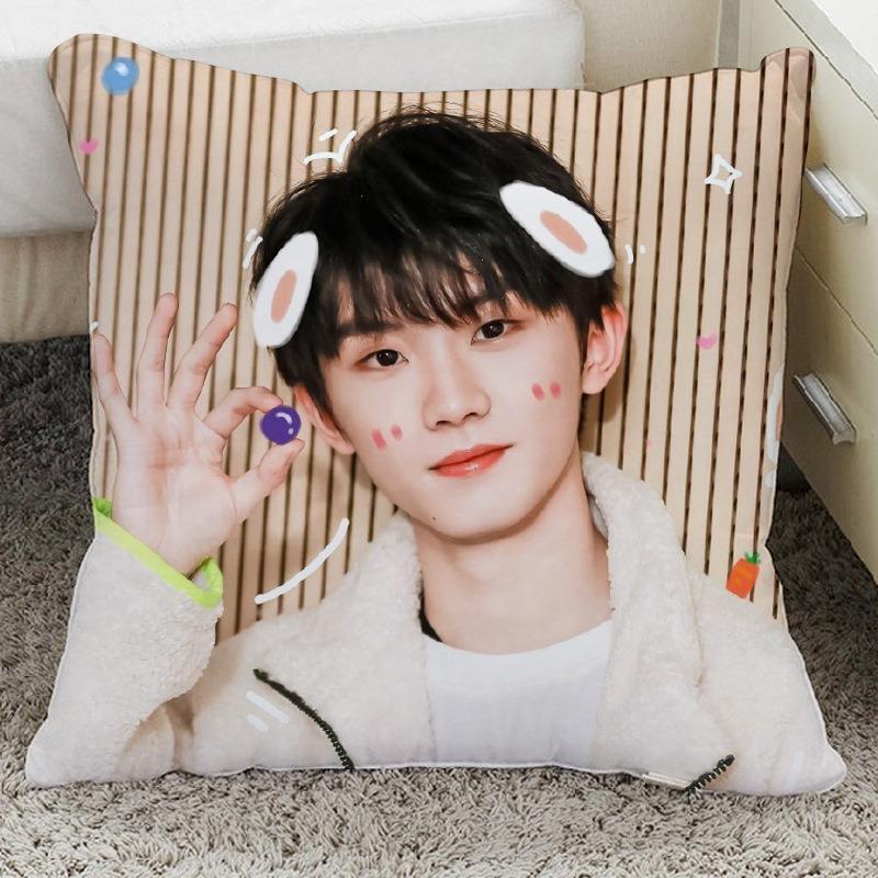 马嘉祺手办周边抱枕时代