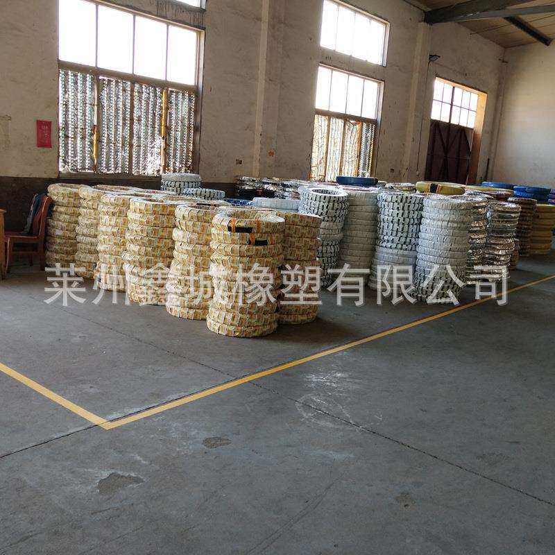 源头厂家鑫城直供高压橡胶水管 软管 夹布橡胶管 支持