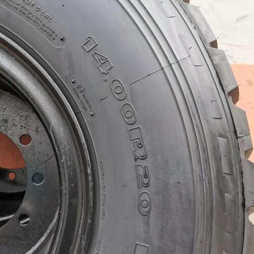 现货野轮越胎14.009R2035/85R207330255/10R16