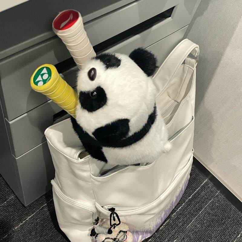 卡皮巴拉羽毛球拍装饰握把创意熊猫卡通毛绒玩偶网球拍公仔礼物