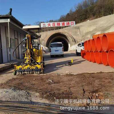 小座驾式履带式隧道凿毛机多少钱 济宁涵洞桥梁凿毛机弧形机