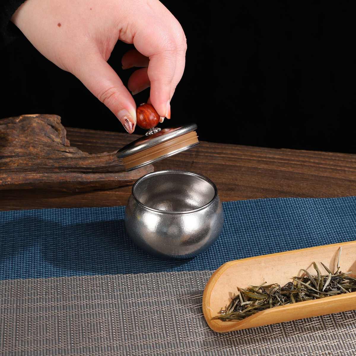 高颜值钛金茶叶罐迷你便携茶叶罐家用送礼茶叶密封罐复古小茶罐