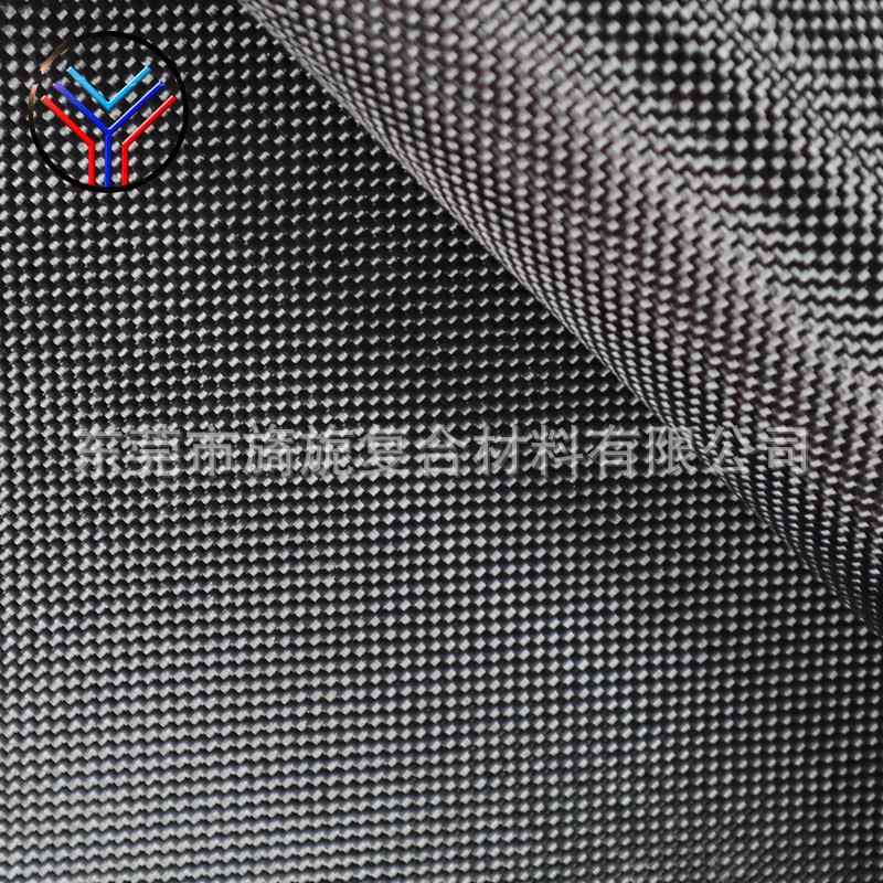 碳纤有维夹层头布平3651K200克纹制品增强用毛羽有色差有接内衬处