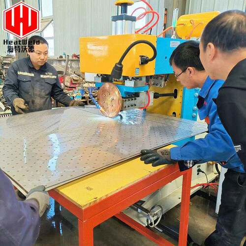 不锈频钢板变滚热焊机定制板式换热器散片直焊线滚821焊接机电阻