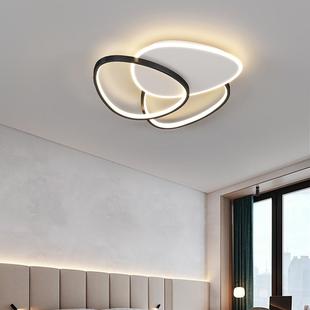 现代极年北欧卧室房间2025灯具简主卧室灯时尚 led 简约吸顶灯新款