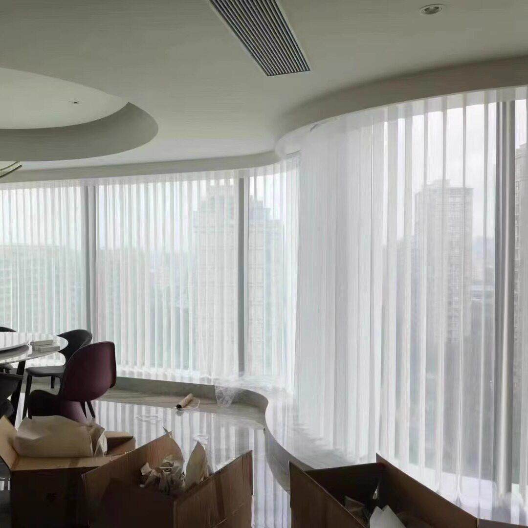 上海上门定制新款梦幻帘圆弧转角竖百叶手动电动阳台窗帘