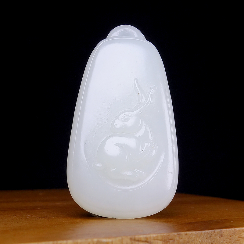 一元闪拍保真新疆和田玉白玉一级白无结构纯手工生肖兔吊坠18.30g