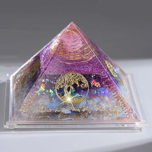 新款查克拉金字塔水晶碎石金字塔滴胶树脂家居桌面手工摆件