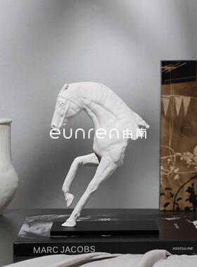 中式创意半身马书新IGB房桌面摆样板房楼售部卧室书房玄关动物件