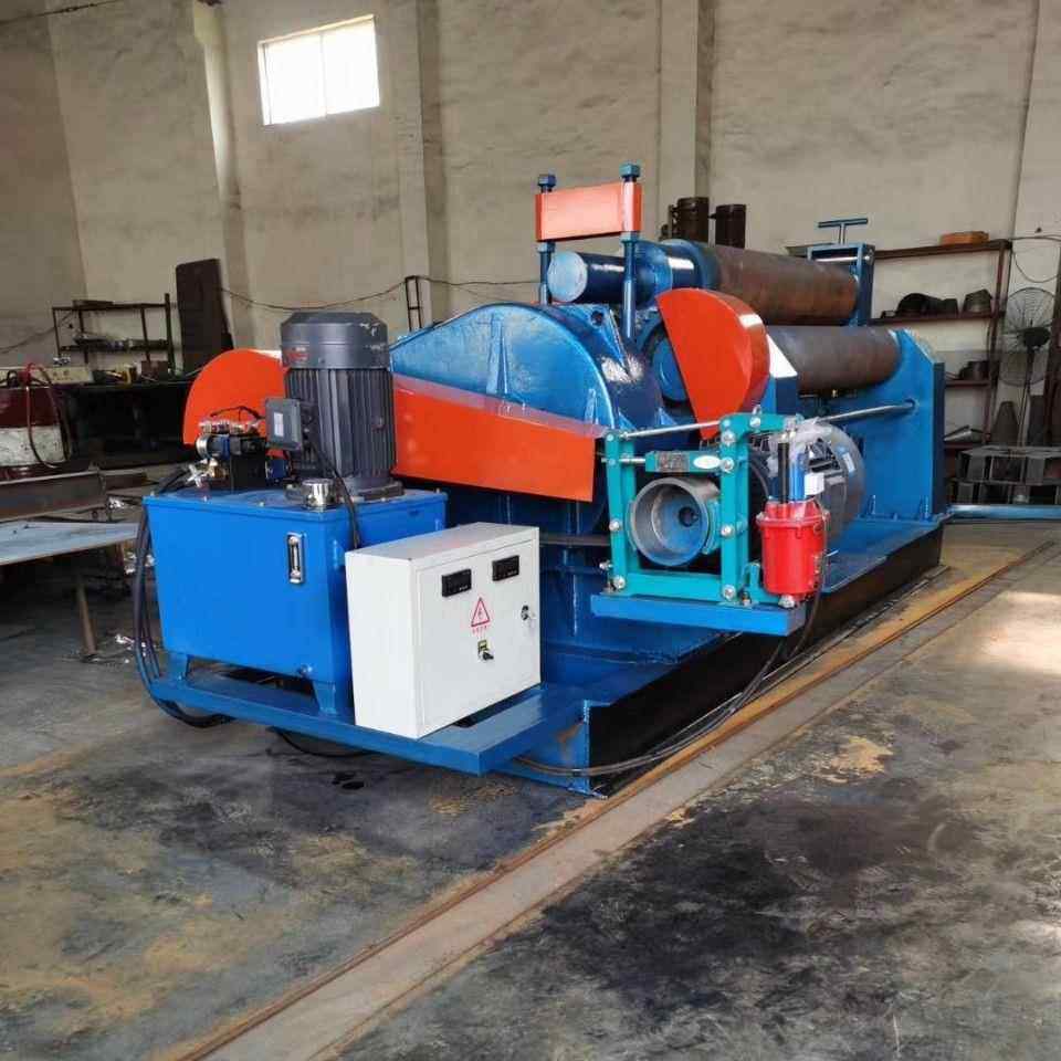 卷板机三辊30*1600液压卷板机30-2500大型定购卷板机卧式通用跨境