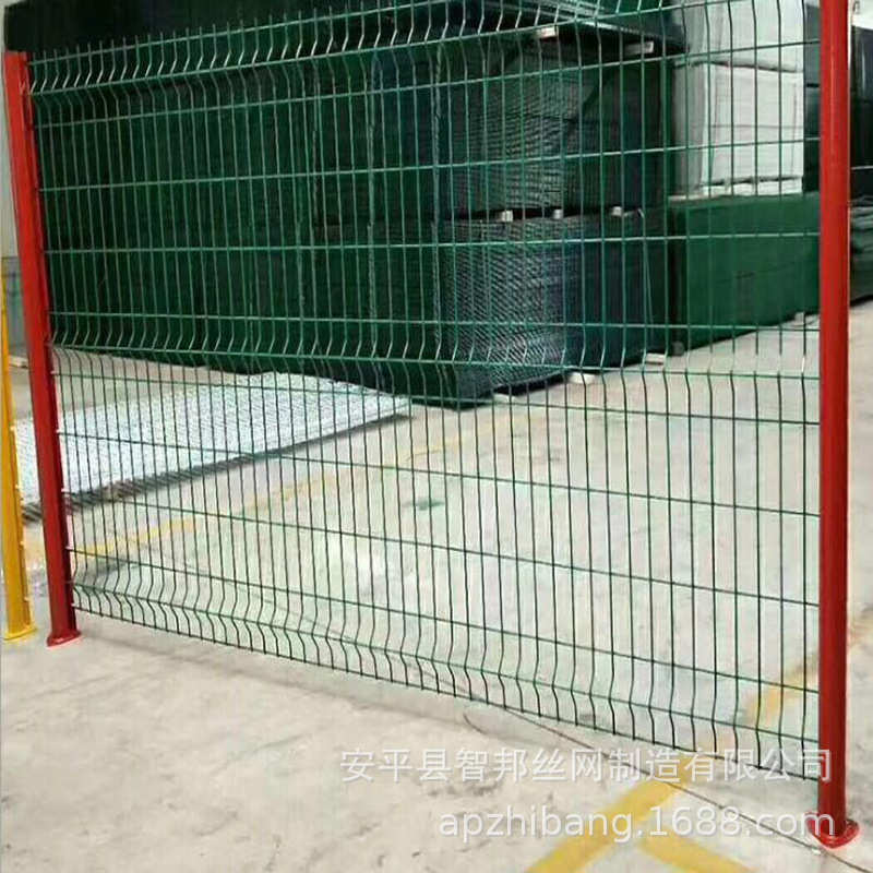 桃型柱护栏网三角折弯机场护栏网围墙护栏网园林绿化护栏网隔离网