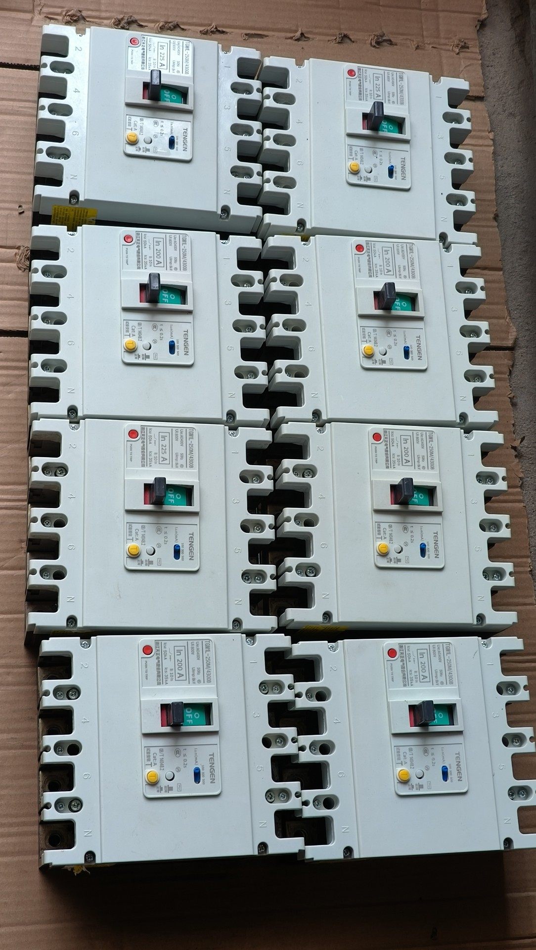 天正TGM1L-250/4300B漏电断路器 200A  2