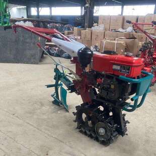 新型双履带式田园播种施肥耕耘机小型汽油柴油手推式旋耕犁地机