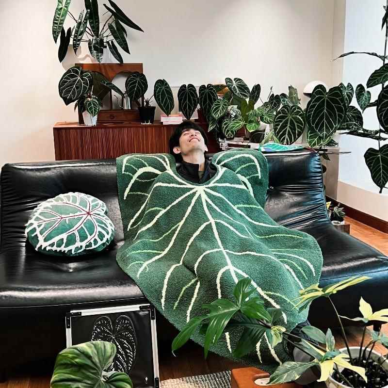 绿叶盖毯超大毛毯秋冬保暖加厚办公室午睡毯法兰绒防着凉叶脉形状