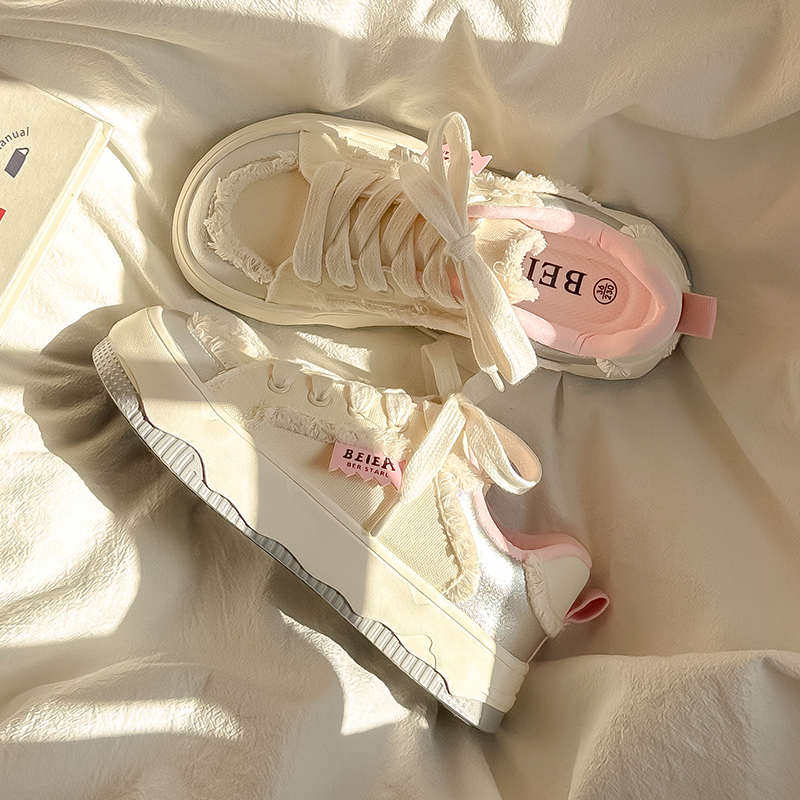 糖小糖 小众设计帆布鞋女学生2025春季新款港风小白鞋ins百搭板鞋,女鞋,帆布鞋,淘宝优惠券,粉丝福利购,淘宝优惠卷