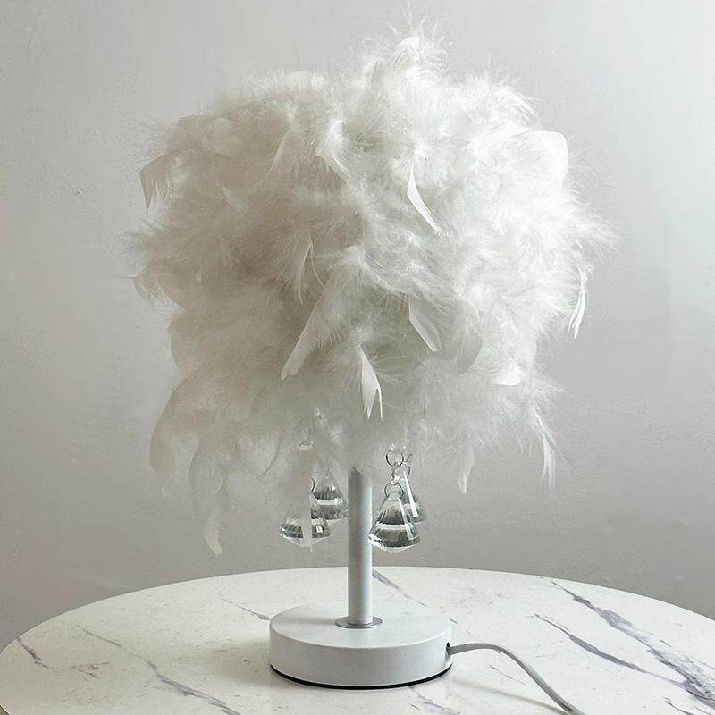 浪漫欧式时尚羽毛台灯结婚庆装饰暖光白色卧室床头客厅小灯饰