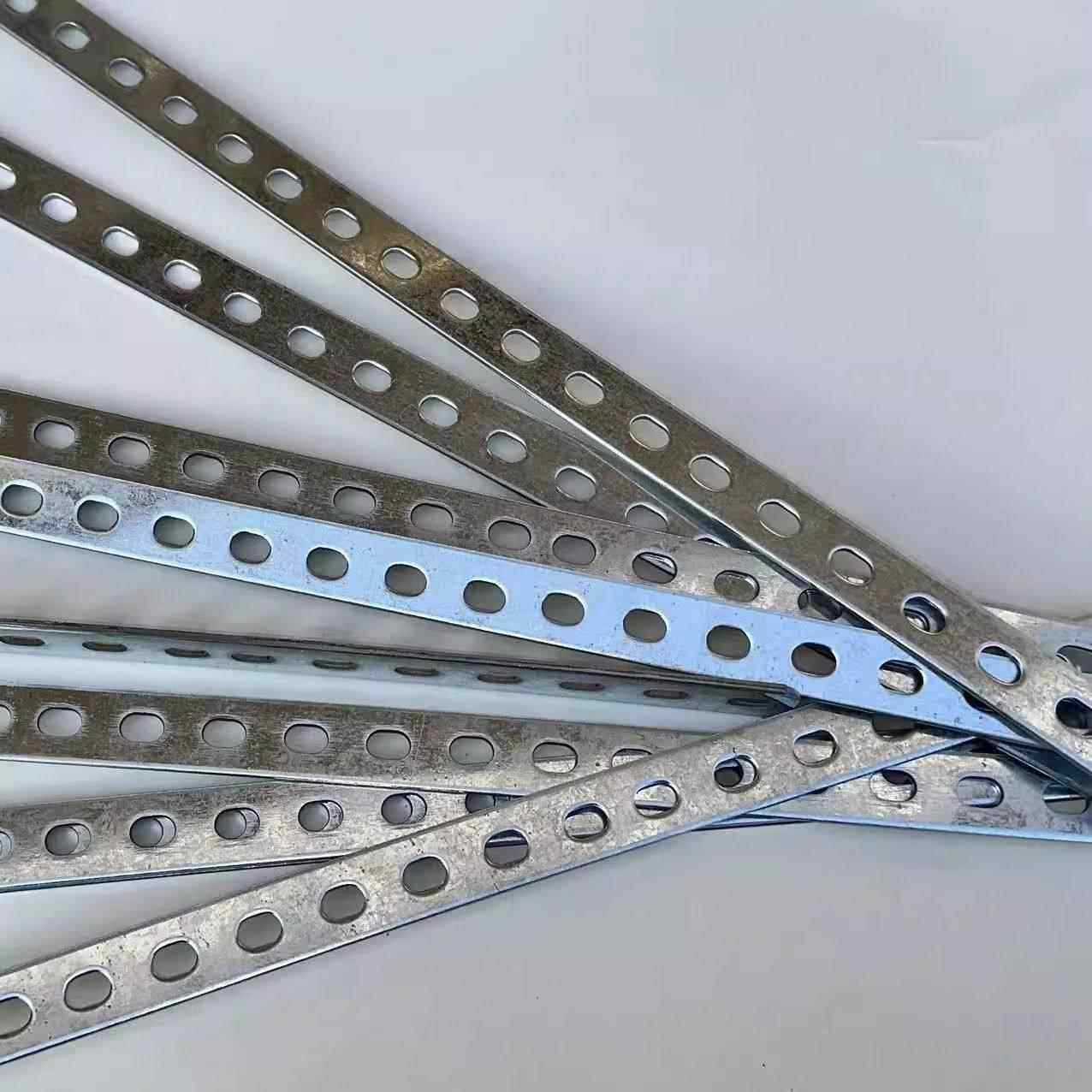 不锈钢板带孔铁条直条扁条加厚神器强力带孔扁条铁片改装角片