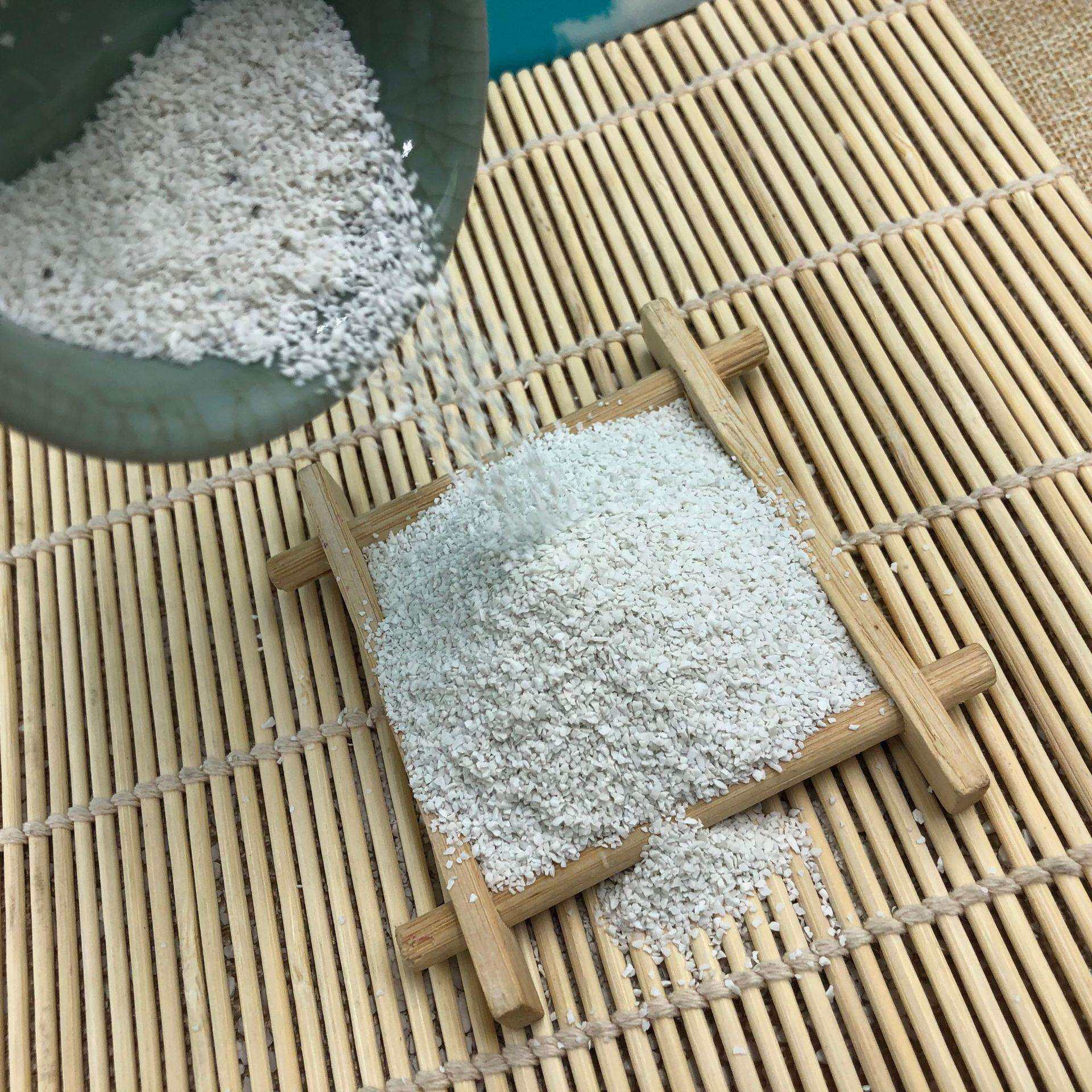 厂家供应陶瓷颗粒地坪跑道用瓷粒骨瓷颗粒透水砖用陶瓷颗粒瓷白砂