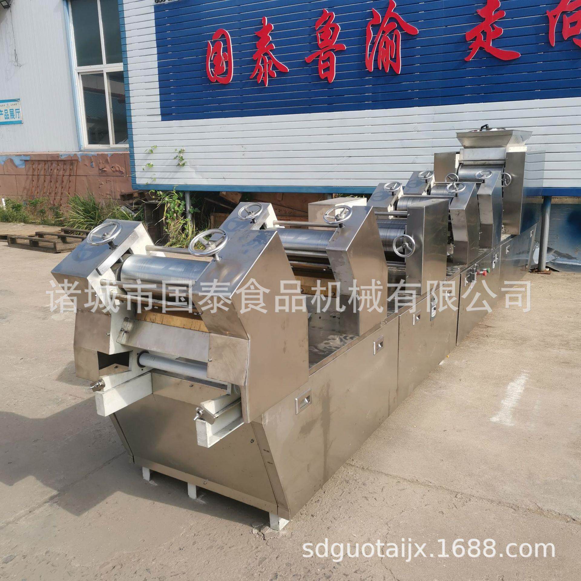 热销水面自熟机器 水煮热干面流水线设备 热干面生产线 热干面机