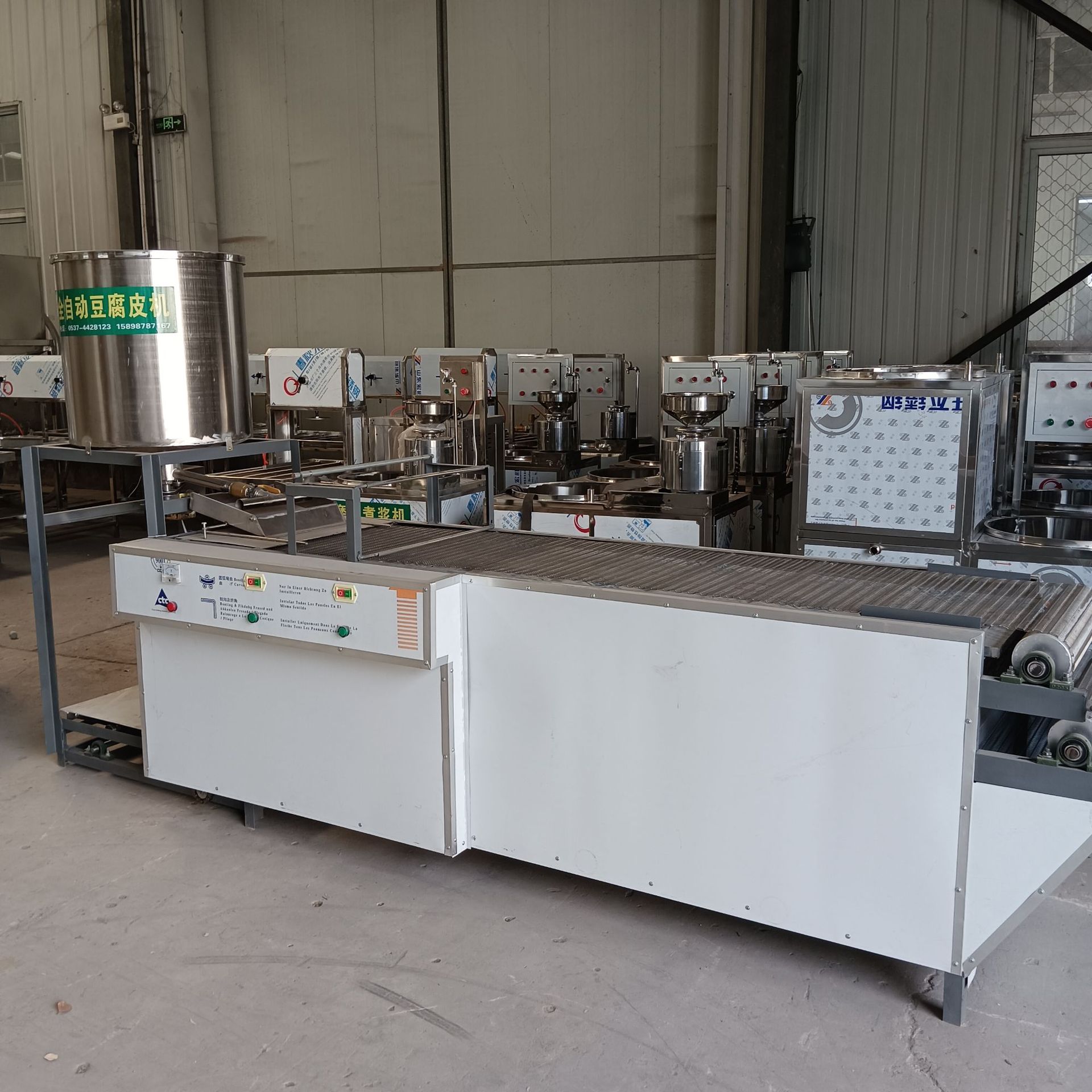 河北盛合豆腐皮机器操作简单 自动压榨豆腐皮机器厂家直销 教技术