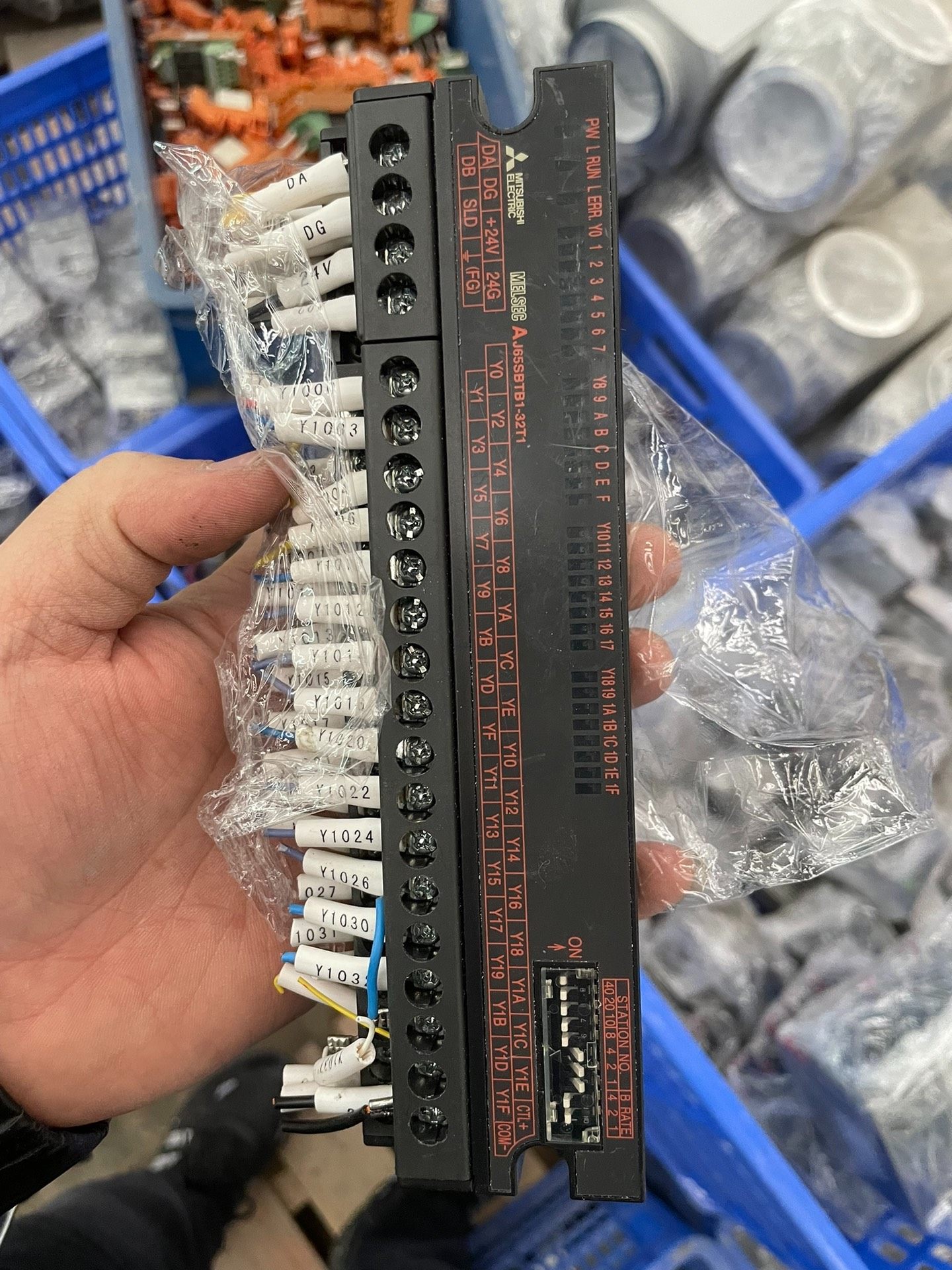 三菱 AJ65SBTB1-32T1 拆机需要的联系 议价出