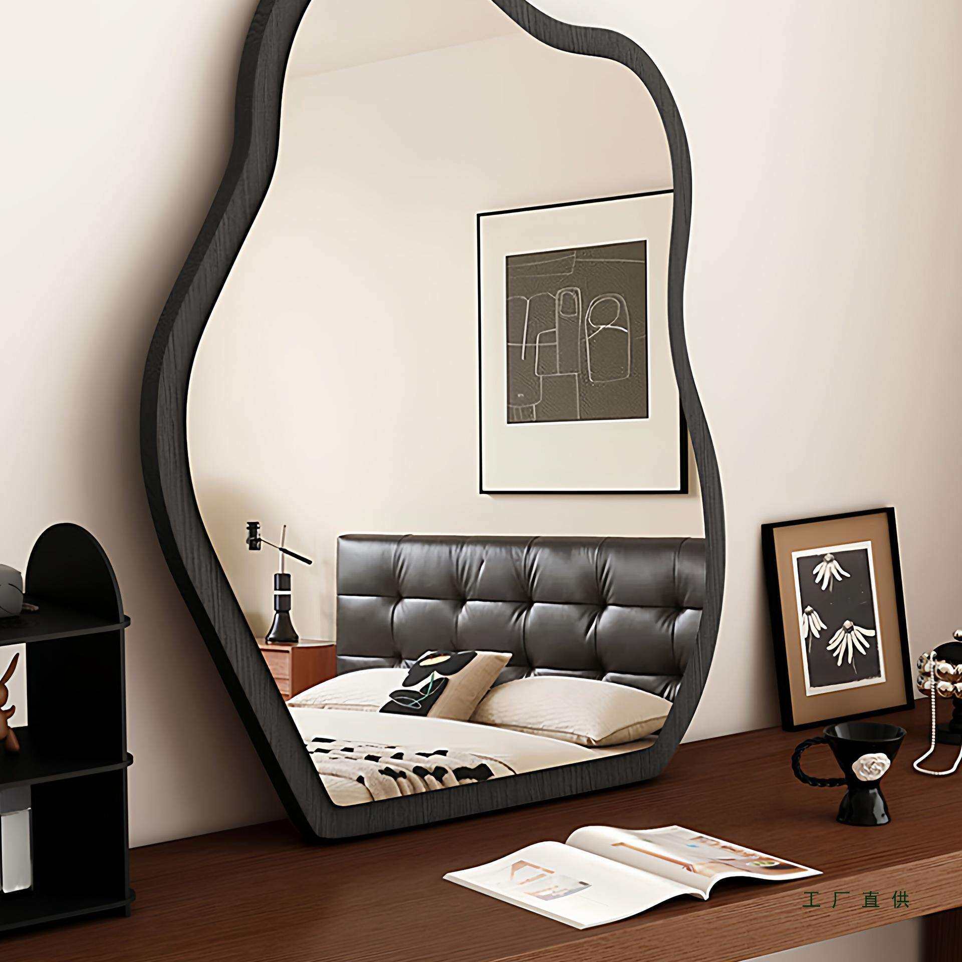 中古风化妆镜梳妆台镜子卧室家用云朵装饰镜可壁挂台式桌面美妆镜