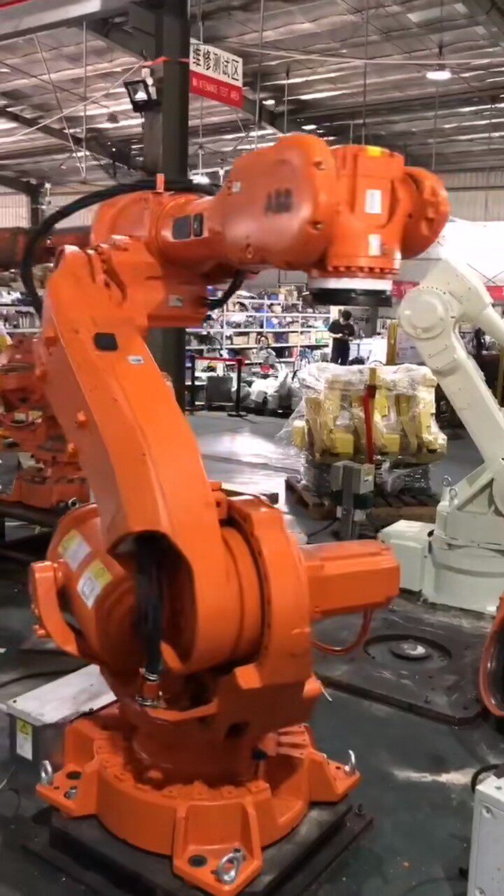 工业机器人ABB6640-235/2.55，少量现货，欢迎来