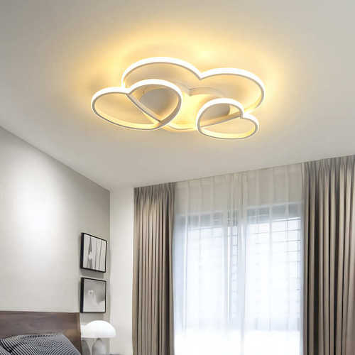 现代简约个性婚房主卧室灯心形房间灯温馨浪漫创意儿童led吸顶灯