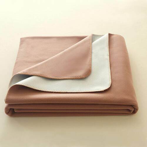 Solid color cashmere flannel blanket thin quilt bed cover