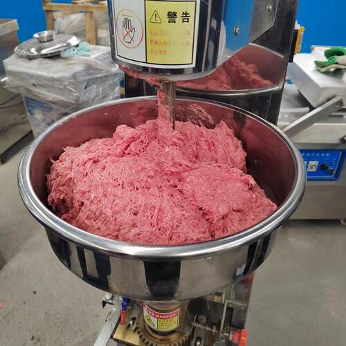 新款多功能丸子成型机潮汕牛肉丸机电动肉丸机器立式实心丸子机