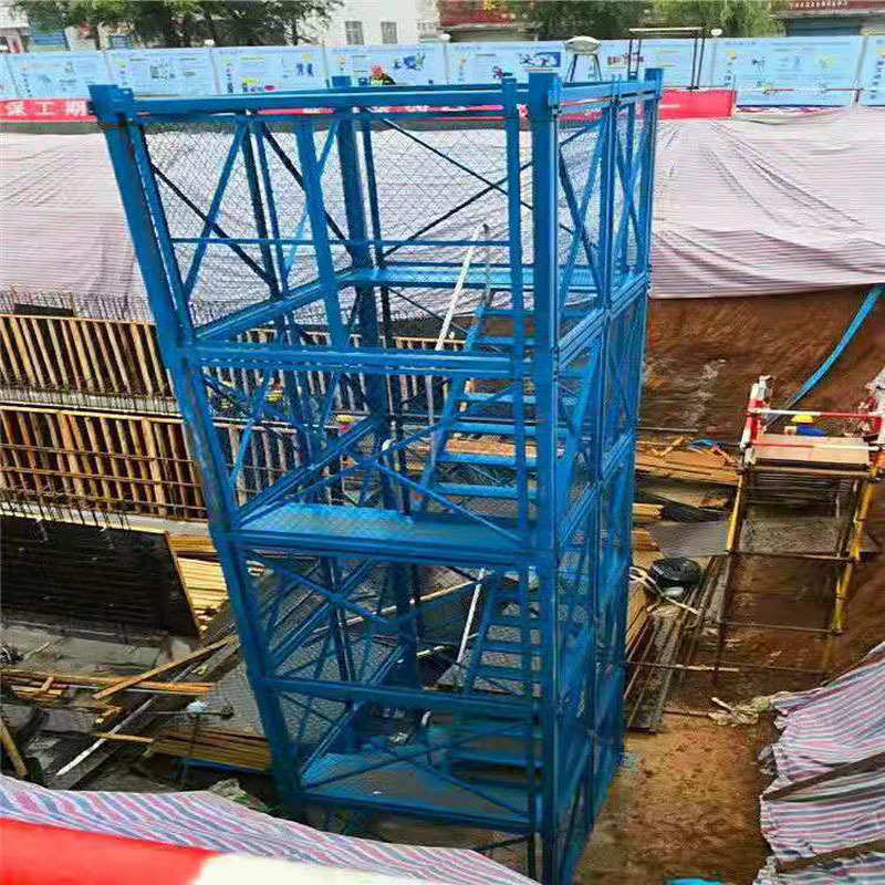 建筑安全梯笼桥梁安全爬梯组合式梯笼基坑框架施工梯笼箱式爬梯