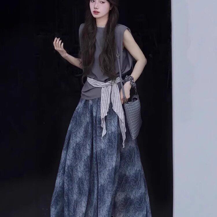 MUAMY夏季新款法式轻奢洋气时尚奶系松弛感无袖上衣半身裙两件套