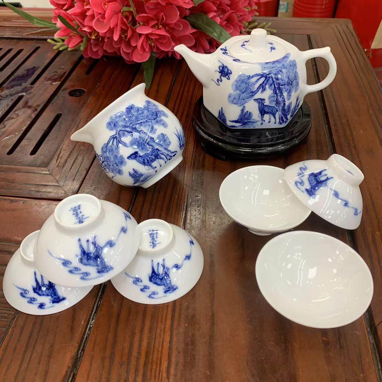 景德镇纯手绘青花玲珑镂空陶瓷功夫茶具套组简约高档整套骨瓷礼盒