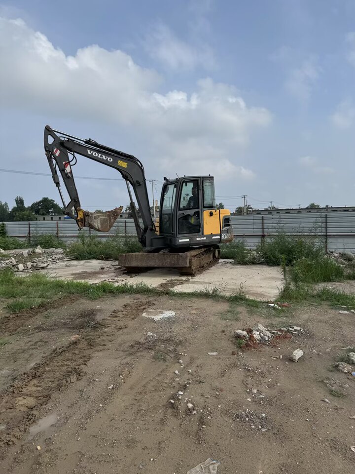 11月9日保定沃尔沃60挖机网络拍卖公告