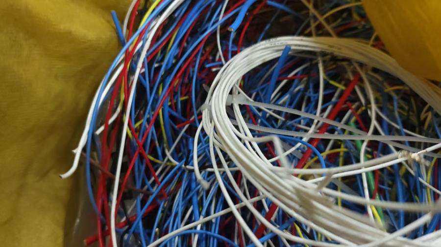 4月17日北京【京械5341】镀银线一批共4斤网络拍卖公告