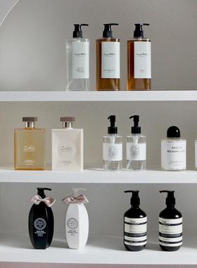 样板间卫生间沐浴乳洗发露装饰摆件卫浴店高端民宿酒店壁龛装饰品