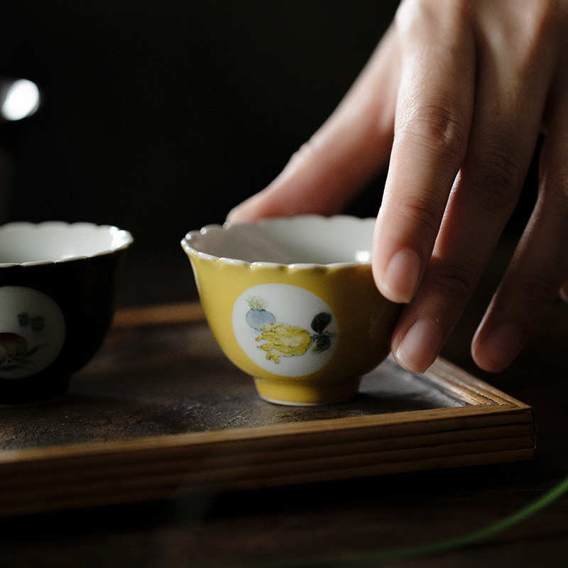 无落 景德镇拓黄釉下粉彩手绘菊个人茶杯花口杯功夫茶具品茗杯