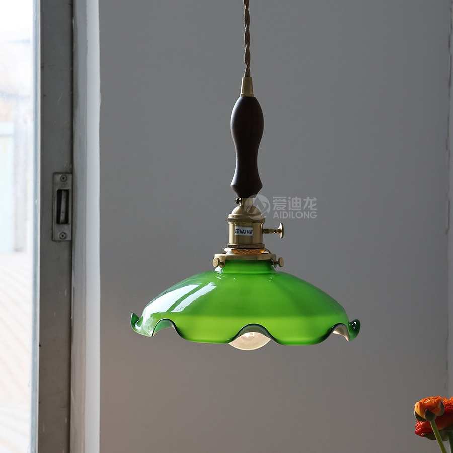 老上海复古小吊灯美式侘寂风餐厅法式轻奢中古黄铜咖啡厅橱窗灯