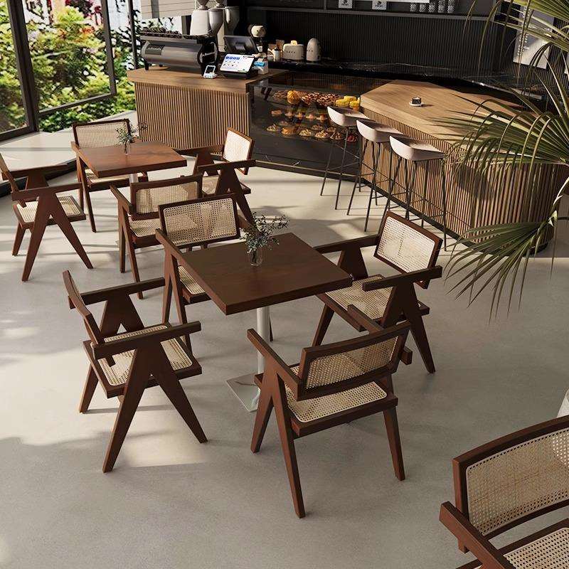 咖啡厅奶茶店扶手桌椅组合网红实木音乐餐厅西餐厅料理店餐厅桌椅