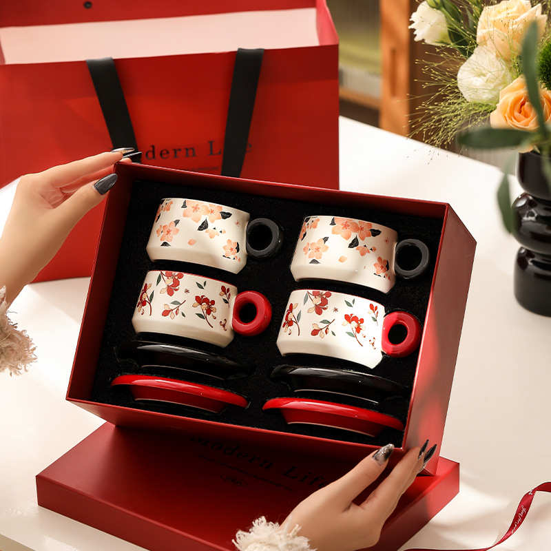 繁花订婚新婚结婚礼物新人新娘高级实用礼品闺蜜咖啡杯具礼盒套装