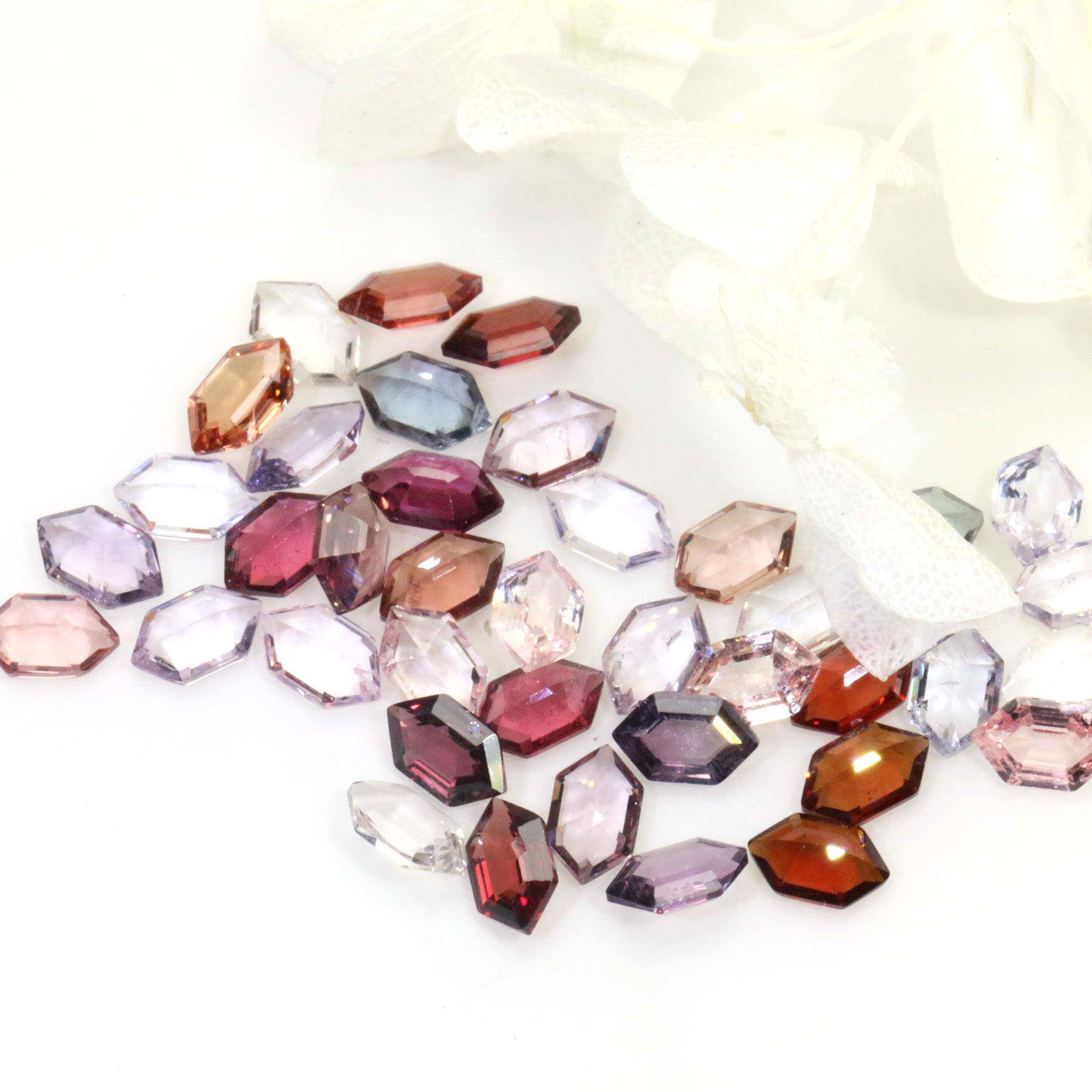 天然缅甸彩色尖晶石菱形切面干净通透颜色艳高级珠宝镶嵌