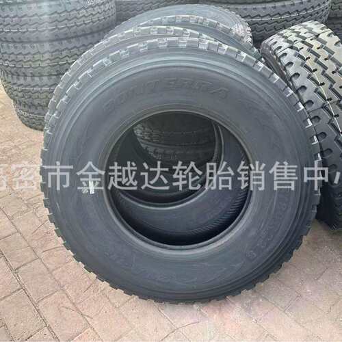 真空轮胎315/80/70R22.5 385/65R22.5 11/12/13R22.5老三线花纹